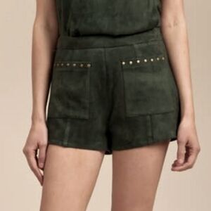 Moon river studded high rise hunter Green faux suede shorts small *K